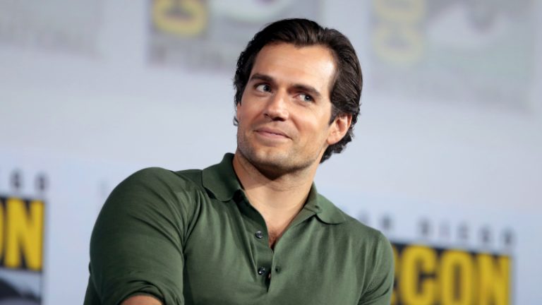 Henry Cavill: So groß ist das Vermögen des Schauspielers Henry Cavill: So groß ist das Vermögen des Schauspielers