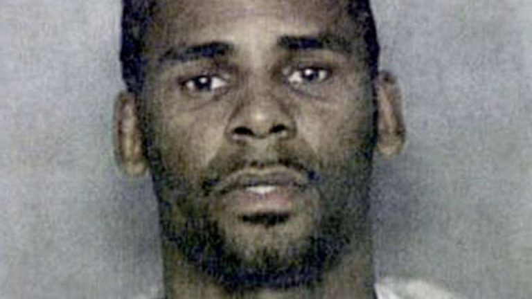R Kelly: Das Vermögen des umstrittenen R&B-Sängers R Kelly: Das Vermögen des umstrittenen R&B-Sängers