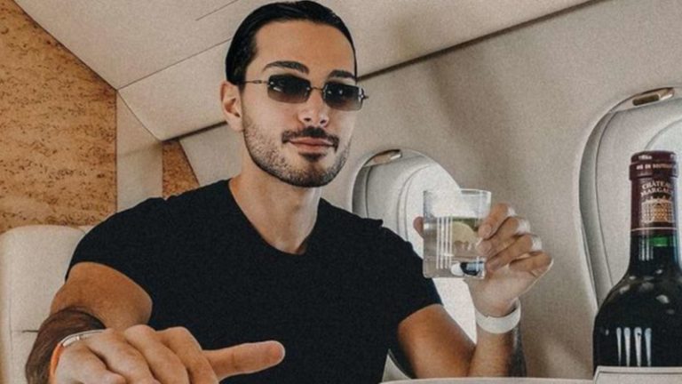 Kiarash Hossainpour Vermögen: So reich ist der Internetstar Kiarash Hossainpour Vermögen: So reich ist der Internetstar