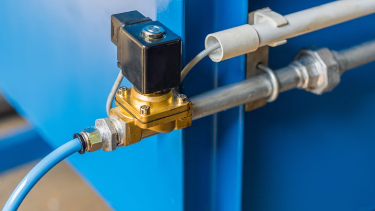 Industrie Magnetventil: Funktionsweise, Einsatzmöglichkeiten und wichtige Spezifikationen